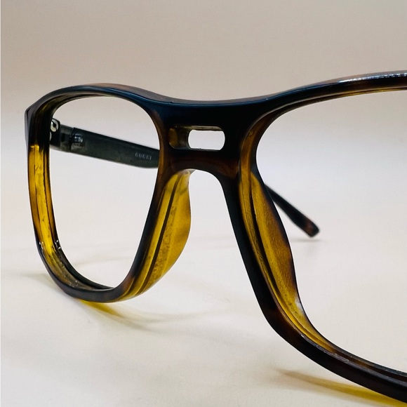 Gucci GG1588/S - QZUEJ / OPTYL Size:56-14-120mm / Frames Only / Refurbished/Mint main image 4